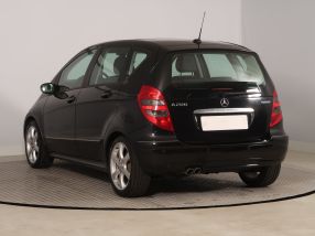 Mercedes-Benz A - 2009