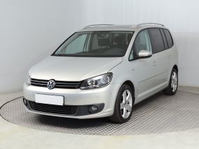 Volkswagen Touran - 2015
