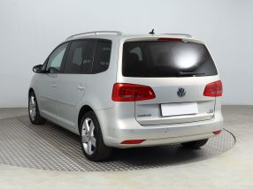 Volkswagen Touran - 2015