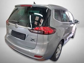 Opel Zafira Tourer - 2012