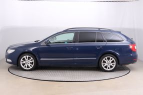 Škoda Superb - 2012