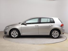 Volkswagen Golf - 2016