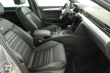 Volkswagen Passat - 2020