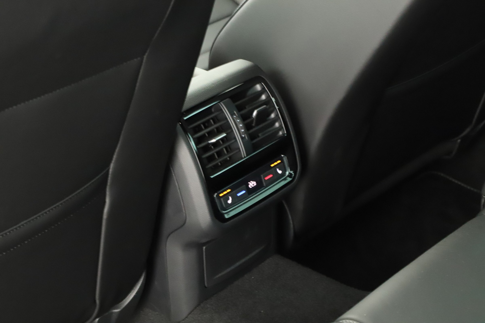 Volkswagen Passat - 2020