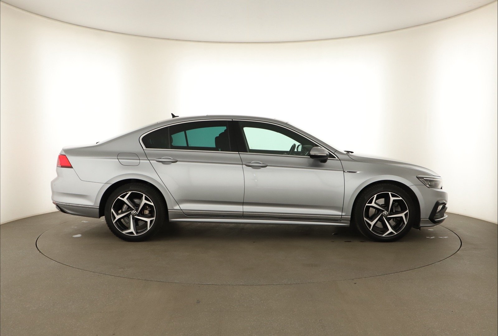 Volkswagen Passat - 2020