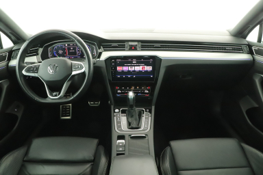 Volkswagen Passat - 2020