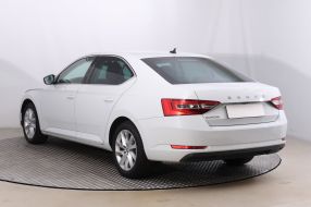 Škoda Superb - 2019