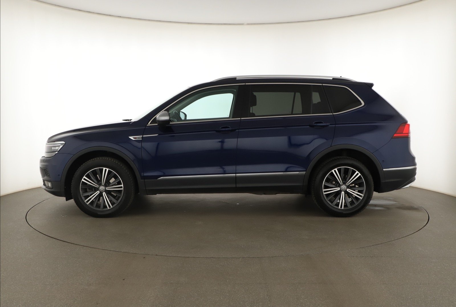 Volkswagen Tiguan Allspace - 2021