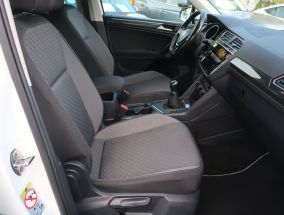 Volkswagen Tiguan - 2019