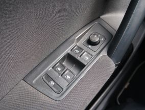 Volkswagen Tiguan - 2019