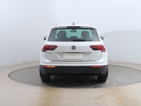 Volkswagen Tiguan - 2019