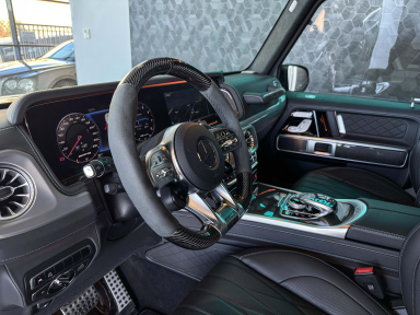 Mercedes-Benz G - 2023