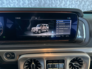 Mercedes-Benz G - 2023