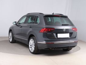Volkswagen Tiguan - 2018