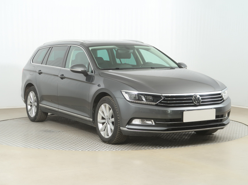 Volkswagen Passat, 2015