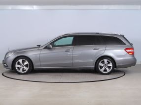 Mercedes-Benz E - 2011