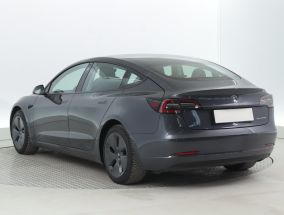 Tesla Model 3 - 2021