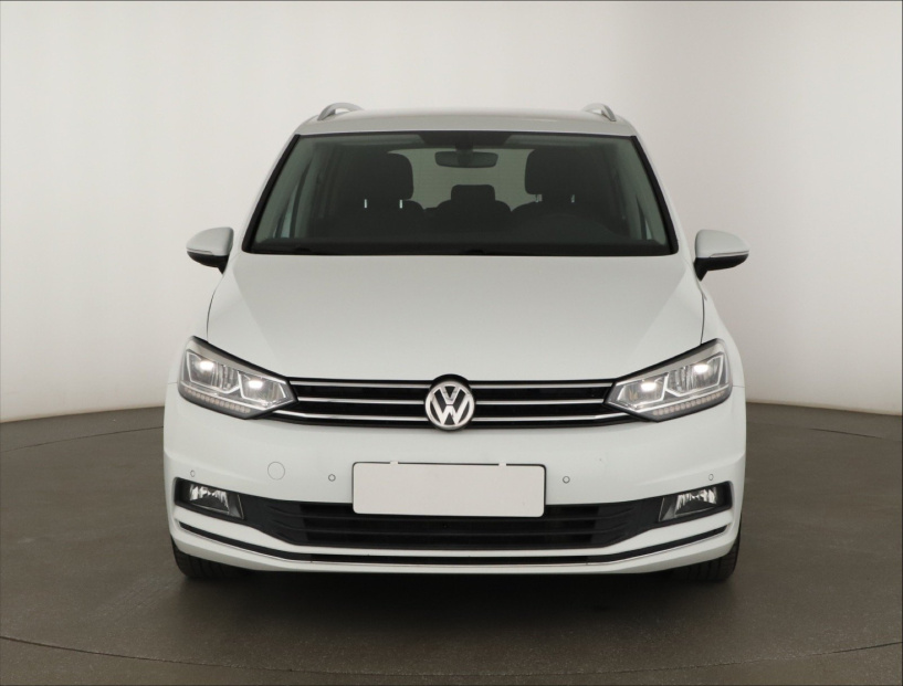 Volkswagen Touran, 2016