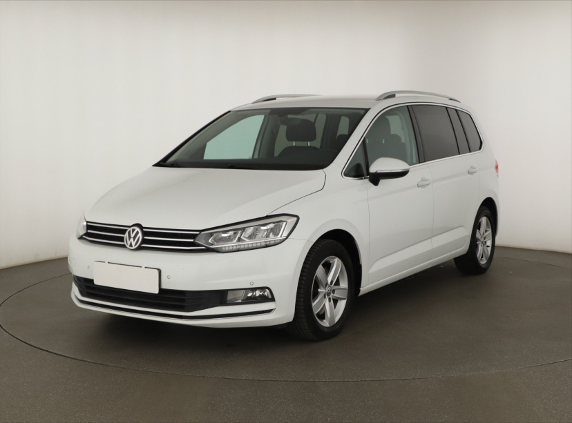 Volkswagen Touran, 2016