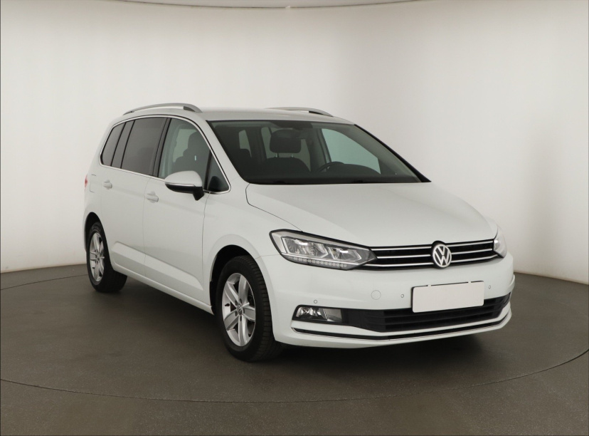 Volkswagen Touran, 2016