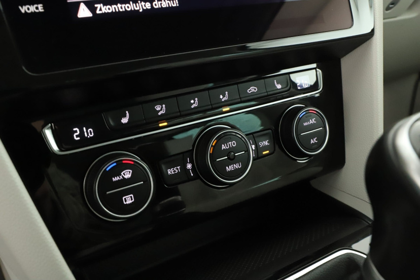 Volkswagen Passat, 2020