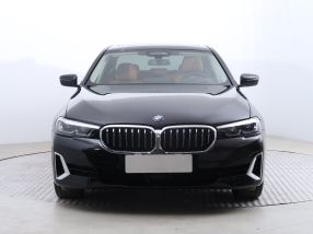BMW 5 - 2023
