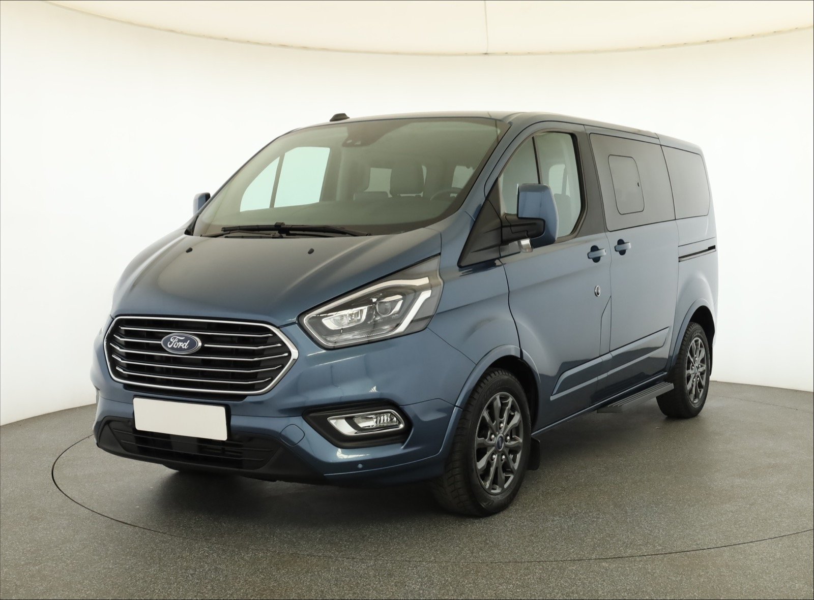 Ford Tourneo Custom - 2021