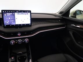 Škoda Superb - 2024