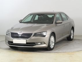 Škoda Superb - 2015