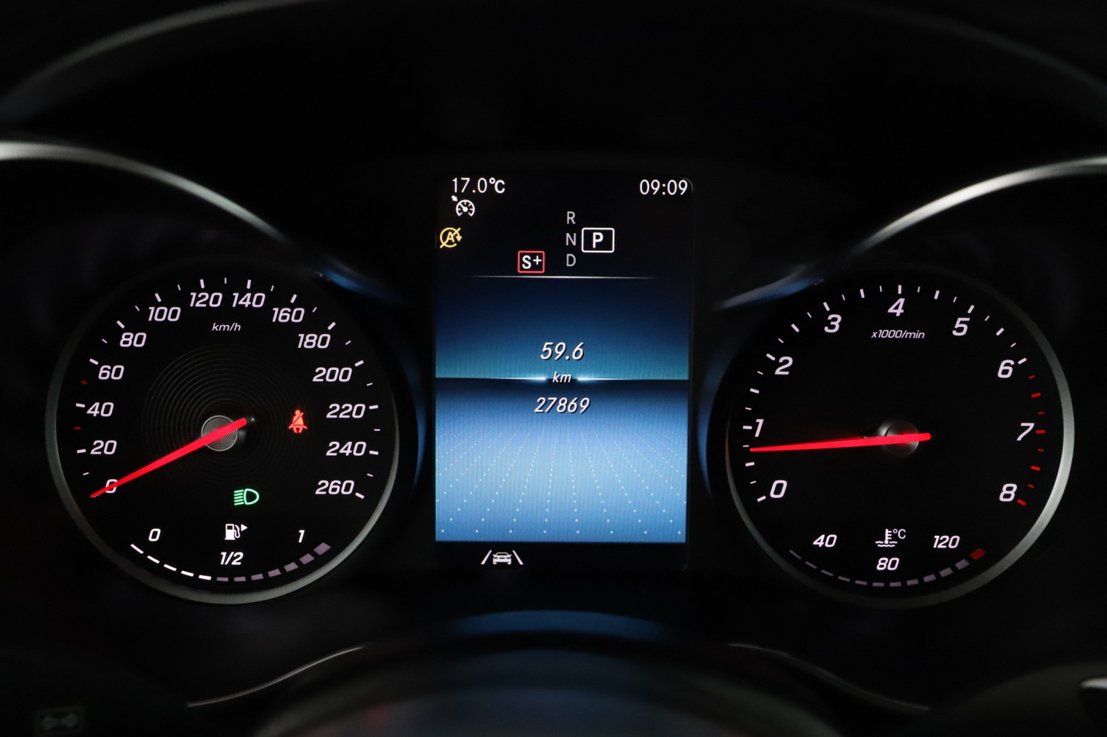 Mercedes-Benz C - 2020