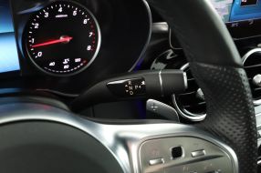 Mercedes-Benz C - 2020