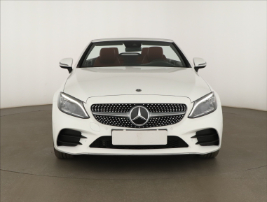 Mercedes-Benz C - 2020