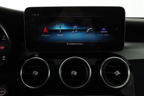 Mercedes-Benz C - 2020