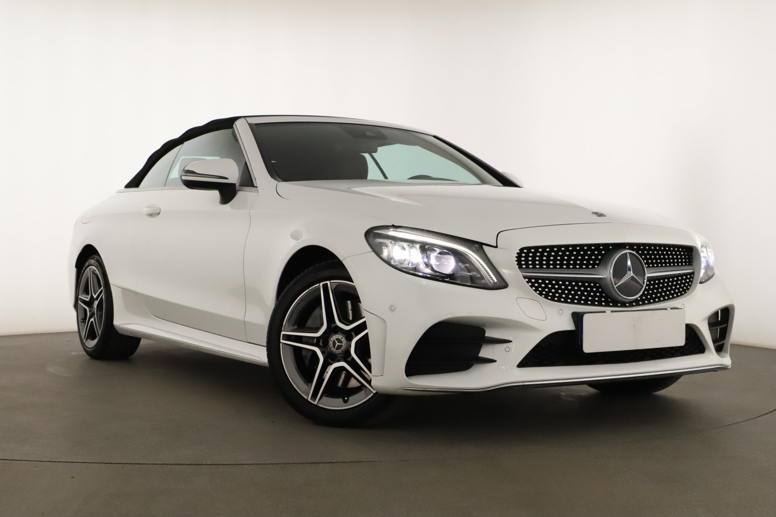 Mercedes-Benz C - 2020