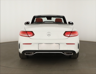 Mercedes-Benz C - 2020