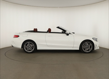 Mercedes-Benz C - 2020