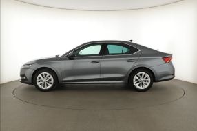 Škoda Octavia - 2023