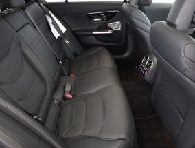 Mercedes-Benz C - 2024