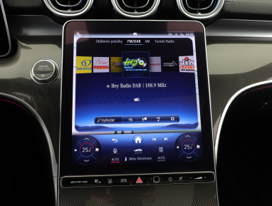 Mercedes-Benz C - 2024