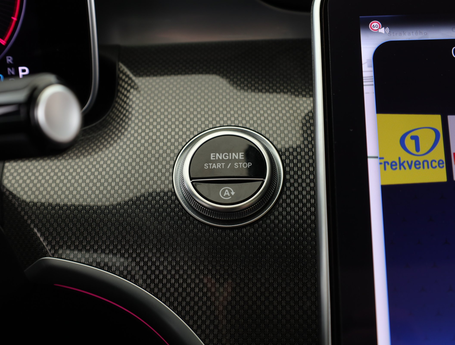 Mercedes-Benz C - 2024