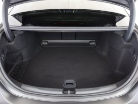 Mercedes-Benz C - 2024