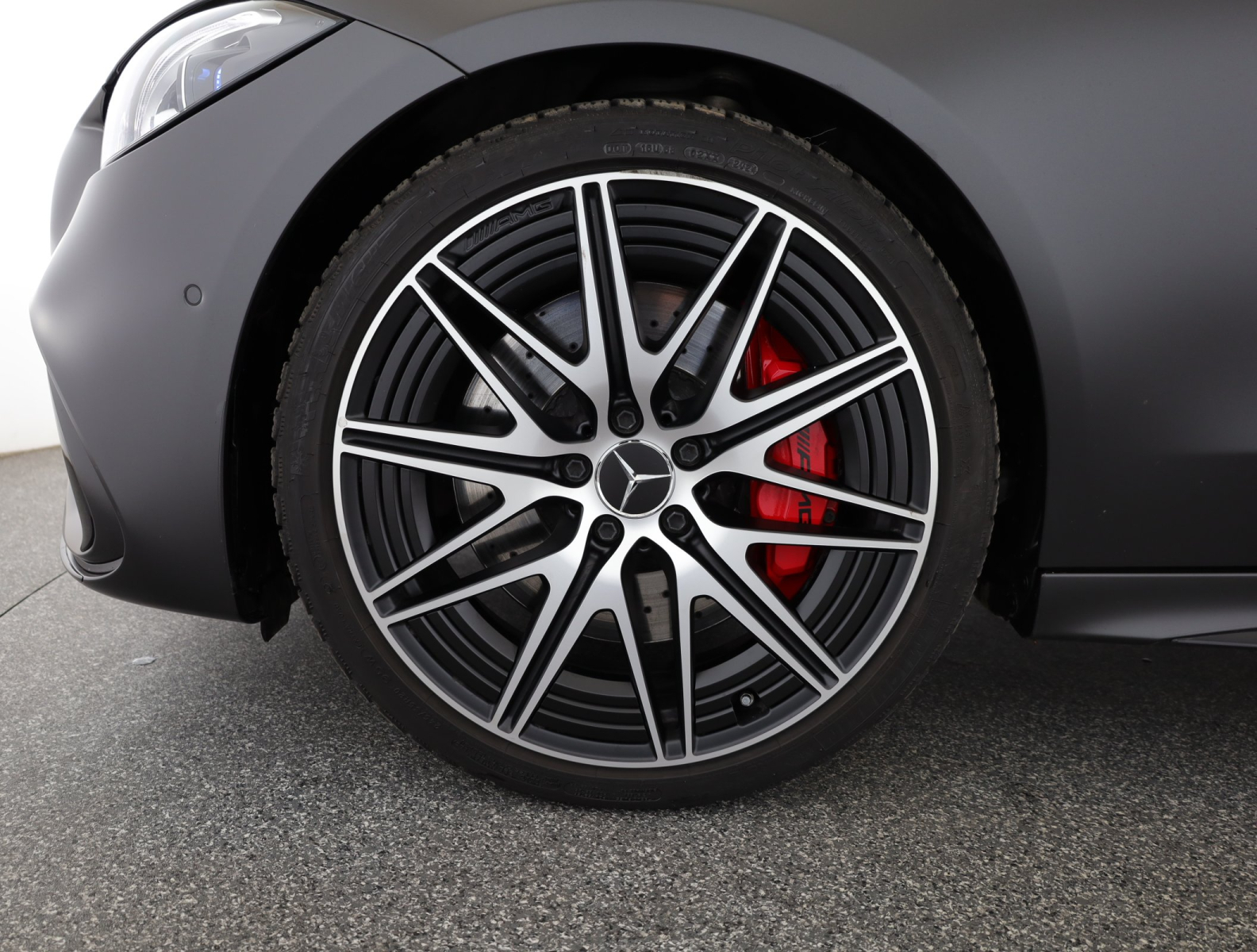 Mercedes-Benz C - 2024