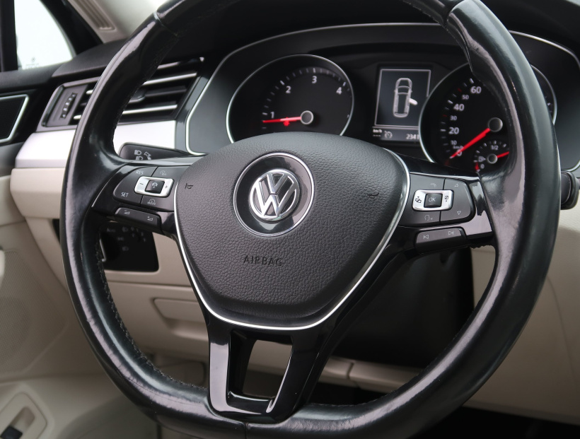 Volkswagen Passat, 2017