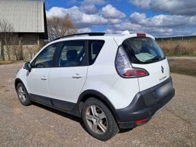 Renault Scenic - 2013