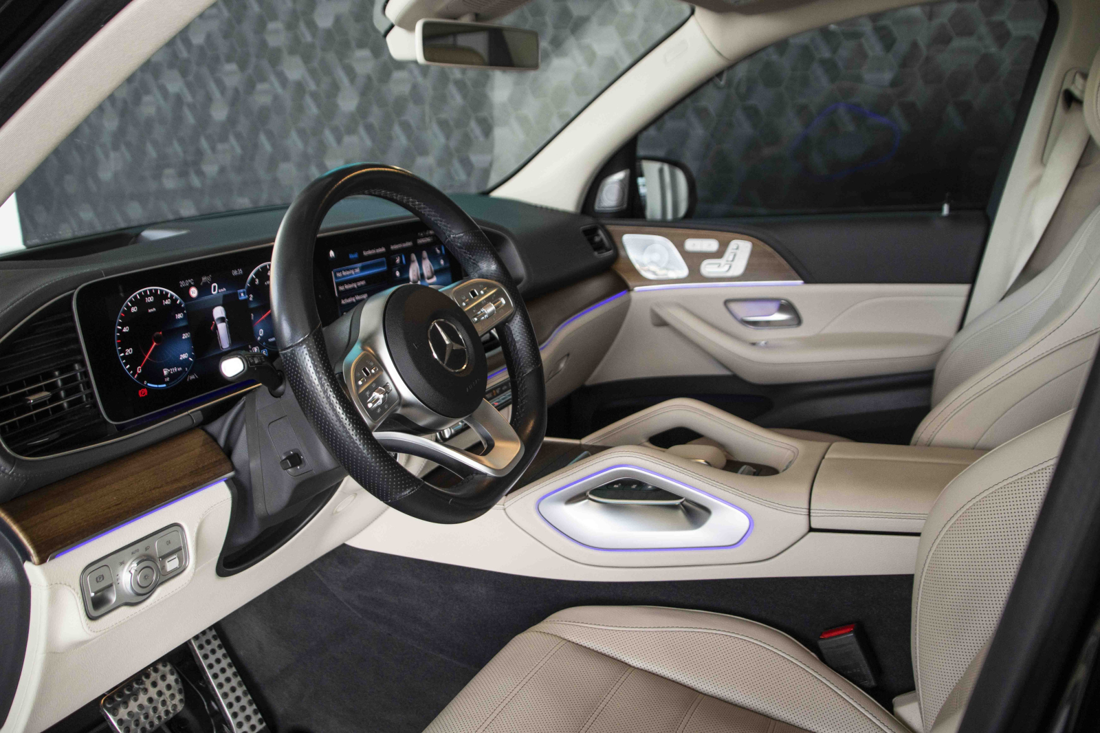 Mercedes-Benz GLS - 2020