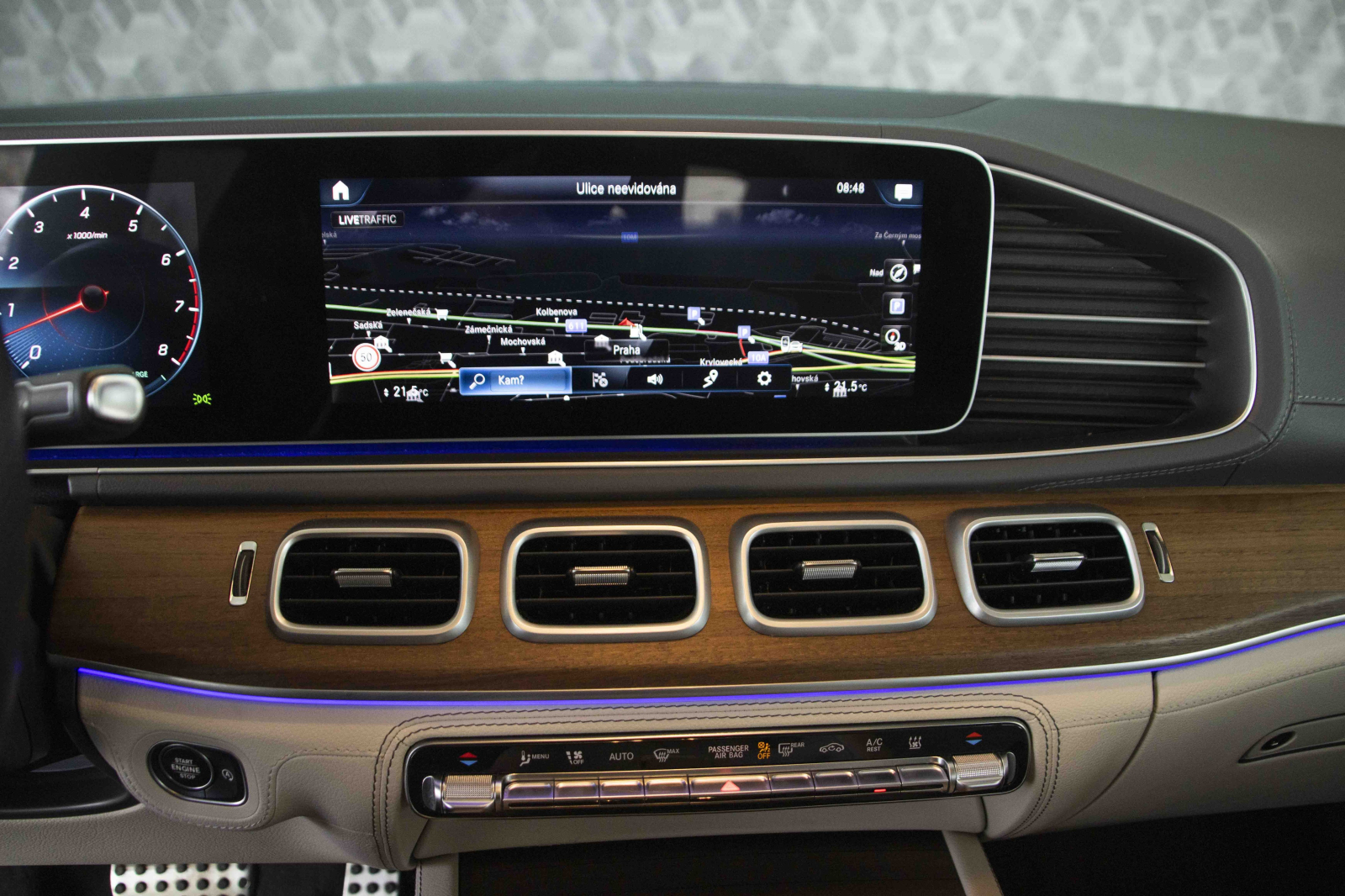 Mercedes-Benz GLS - 2020