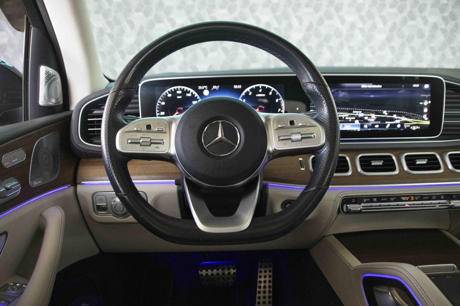 Mercedes-Benz GLS - 2020