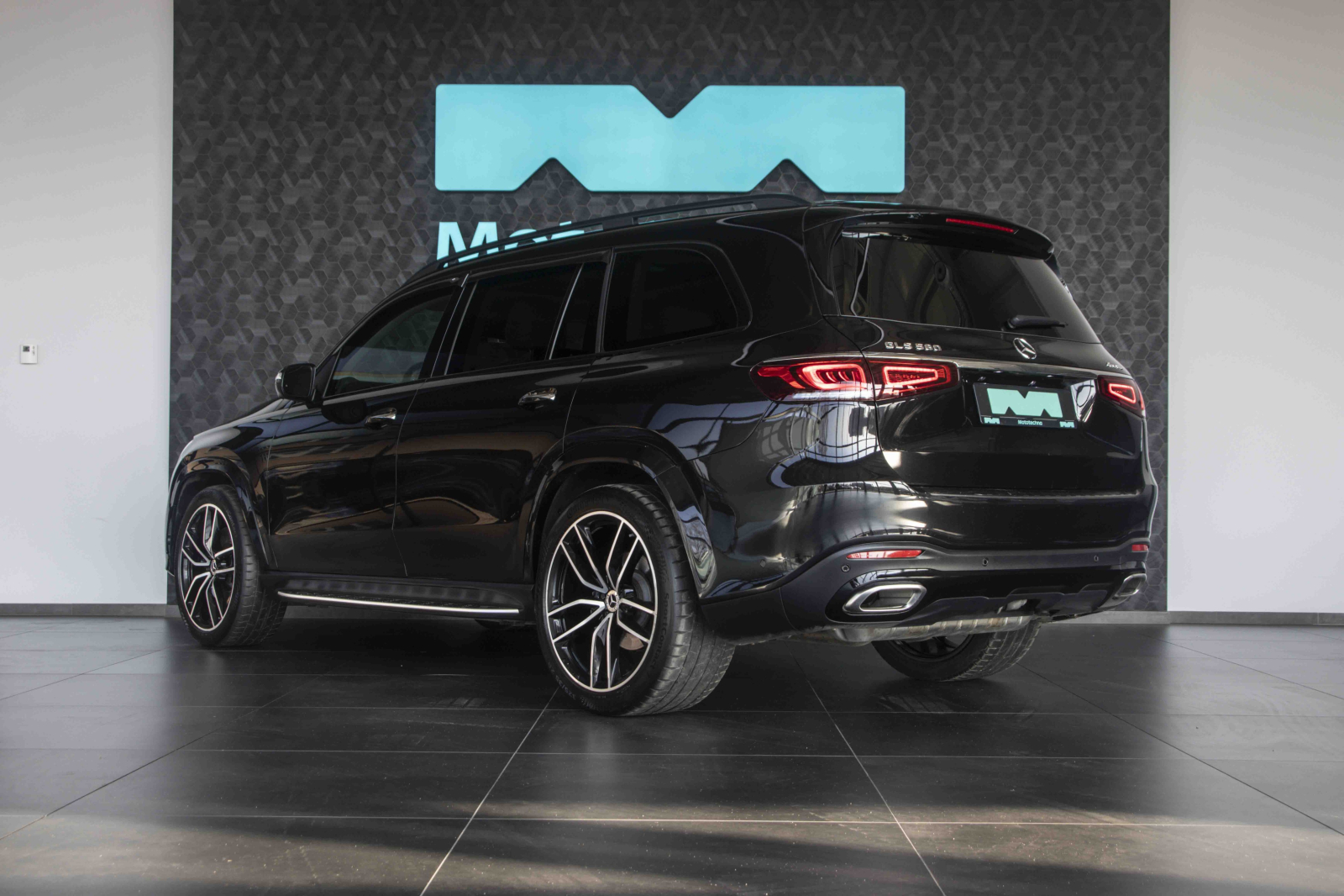 Mercedes-Benz GLS - 2020