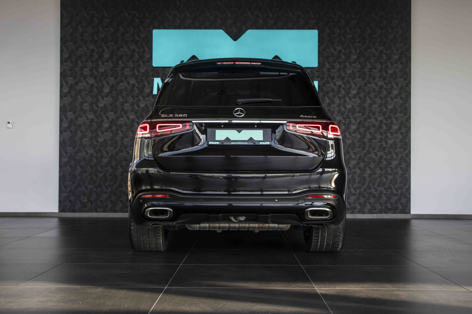 Mercedes-Benz GLS - 2020