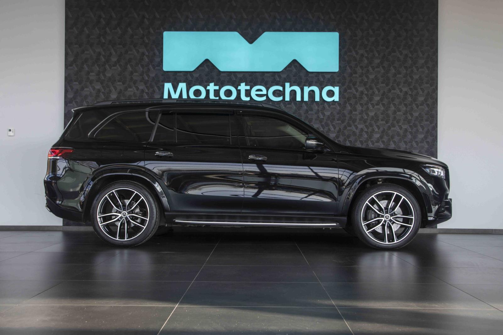 Mercedes-Benz GLS - 2020